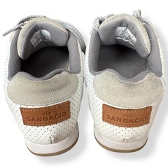 にゅ×BRANDALISED バンクシー 限定コラボ スニーカーの画像