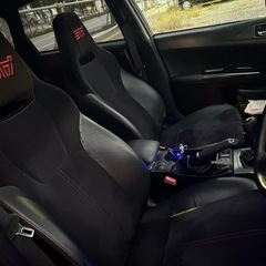 スバル　インプレッサ  1.5isリミテッド(5MT)の画像