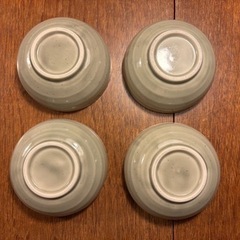そこそこ綺麗な小鉢8個売りますの画像