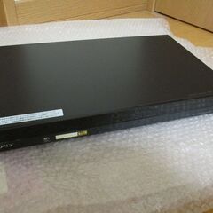 ブルーレイレコーダーと19インチ液晶TV