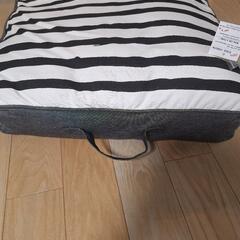 クッションの画像