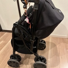 Combiベビーカー