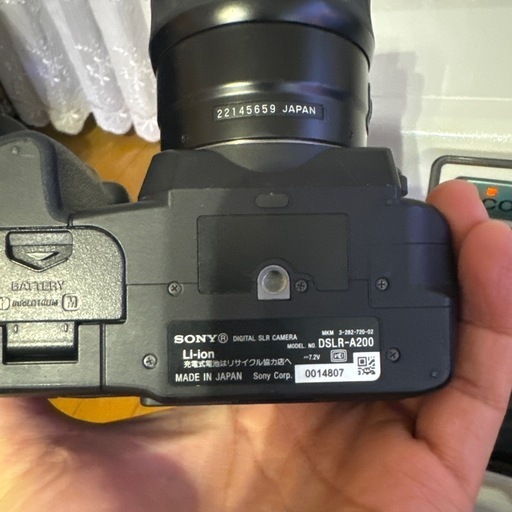 ソニーα200