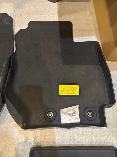 ジムニー　jb64 純正フロアマット　MT用