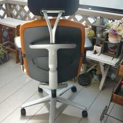 【値下げ】中古　高級　定価135,700円　内田洋行　ウチダ(UCHIDA) オフィスチェア CAST(キャスト)シリーズ CA2-520B 5-304-6213　OAチェア　デスクチェア　事務椅子　パソコンチェアの画像