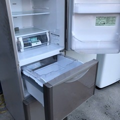 NO 918🌈福岡市内配送設置無料✨🌈日立 HITACHI 冷凍冷蔵庫 まんなか野菜タイプ 真空チルド （265L・右開き） 3ドア クリスタルシャンパン R-S2700FV XNの画像