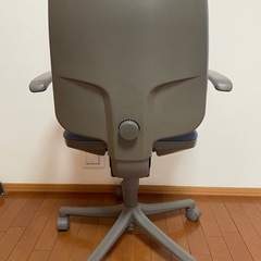  【中古品】　オカムラ　チェアーの画像