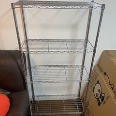 スチールラックの画像