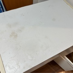 食器棚の画像