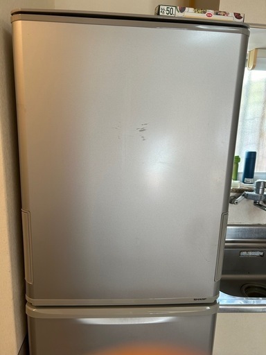 2019年 SHAPP冷蔵庫 SHARP 冷蔵庫 小型 一人暮らし 2ドア 137L 2019年