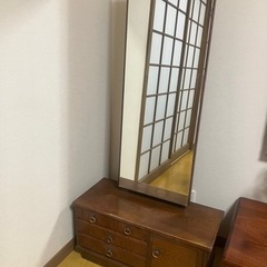 鏡台