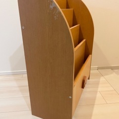 【再値下げ】絵本ラック/本棚の画像