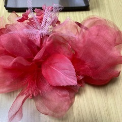 コサージュ　ケース付き　ピンク　の画像