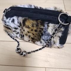ヒョウ柄バッグの画像