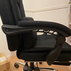 【ジャンク品】デスクチェアの画像