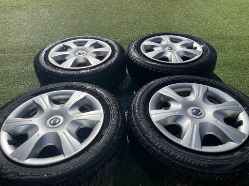 ブリザック　
スタッドレスタイヤ185/65/15R