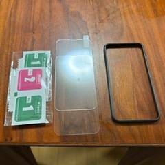 iphone 16e ガラスフィルムの画像