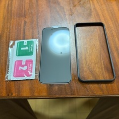 iphone 16e ガラスフィルム 覗き見防止の画像