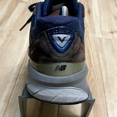 ニューバランス　990v5 26cm
の画像
