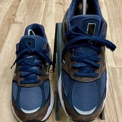 ニューバランス　990v5 26cm
