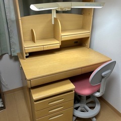 【無料】学習机ゆずりますの画像