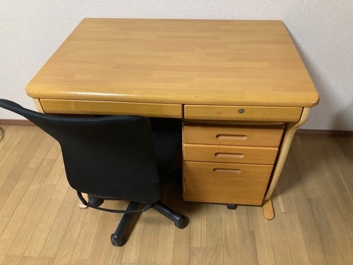 中古　勉強机(椅子付き)
