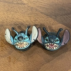 クロックス　リロアンドスティッチジビッツ2つ