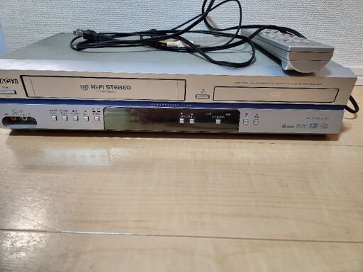 HITACHI　DVD VHS再生　中古