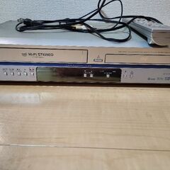 HITACHI　DVD VHS再生　中古