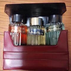 新品未使用　Moustache  Rochas　ロシャス　ムスタ...