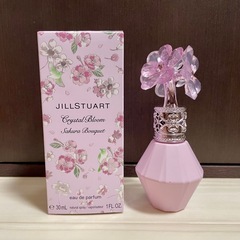 【箱あり】ジルスチュアート クリスタルブルーム サクラブーケ オードパルファン
の画像