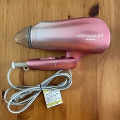 日立ドライヤー　 NANOSILKY
の画像