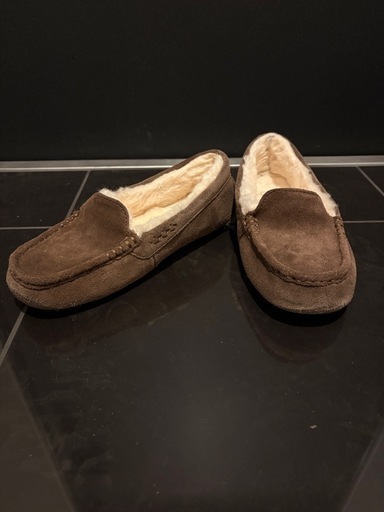 UGG ブラウン モカシン