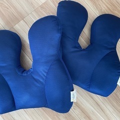 【決まりました】未使用品2個　トゥルースリーパー　腰らくクッション