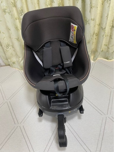 Combi クルムーヴスマート ISOFIX  チャイルドシート