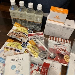新品未使用防災リュックセット＆別売り非常食追加11食分！！いざという時の備えに、真剣にの画像