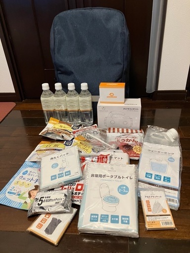 新品未使用防災リュックセット＆別売り非常食追加11食分！！いざという時の備えに、真剣に