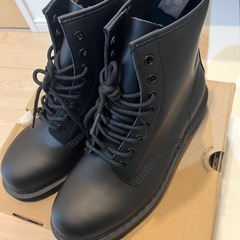 新品未使用ドクターマーチン