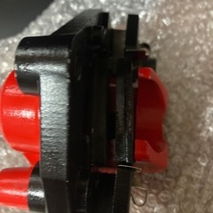 グランドアクシス100ブレーキキャリパーの画像