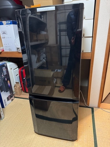 美品：コンパクト2ﾄﾞｱ  三菱冷凍冷蔵庫 MR-P15Y-B