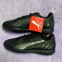 ※期間限定値下げ【未使用品】PUMA JR トレーニングシューズ23.5cmの画像
