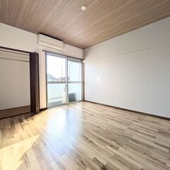 敷金礼金なし、最上階♪家賃2.9万円、黒髪のお部屋です！
