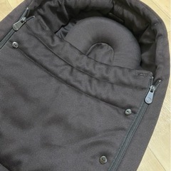 【引渡し決定】bugaboo　バガブー　新生児用　ベビーコクーンの画像