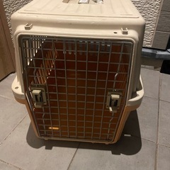  犬　猫 クレート ペットキャリー(幅52×奥行き62×高さ42cm)  飛行機 航空輸送OK の画像