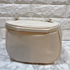 メイクポーチ　白　アイボリー　かわいい　化粧ポーチ　大容量　ポーチの画像