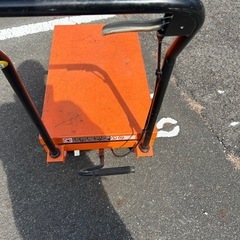 リフトテーブル台車RT-300の画像