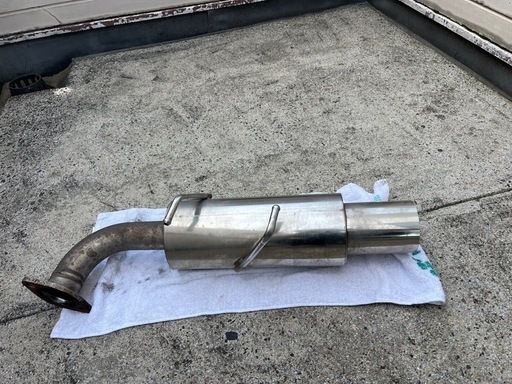 エクストレイル　トラスト　マフラー