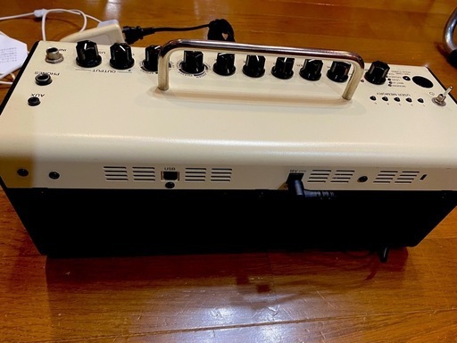 YAMAHA THR 10 アンプ