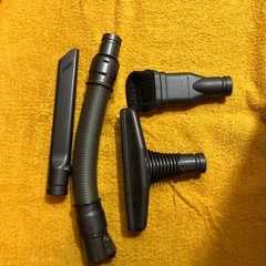 ダイソンハンディ掃除機の画像