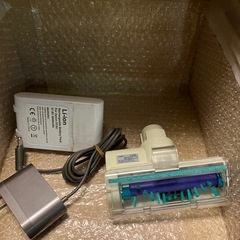 ダイソンハンディ掃除機の画像